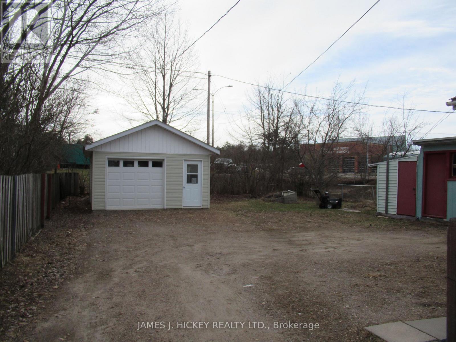 6 Hillcrest Avenue, Deep River, Ontario  K0J 1P0 - Photo 12 - X12904676