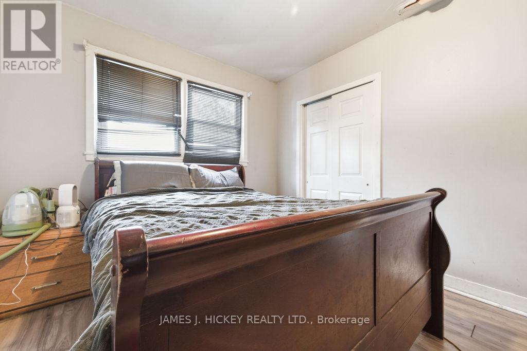 18 Summit Street, Deep River, Ontario  K0J 1P0 - Photo 10 - X12958584