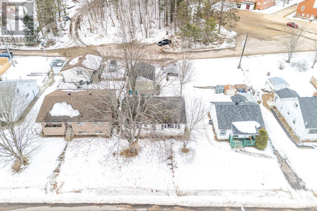18 Summit Street, Deep River, Ontario  K0J 1P0 - Photo 26 - X12958584