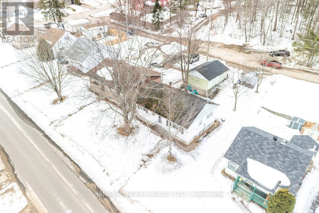 18 Summit Street, Deep River, Ontario  K0J 1P0 - Photo 27 - X12958584