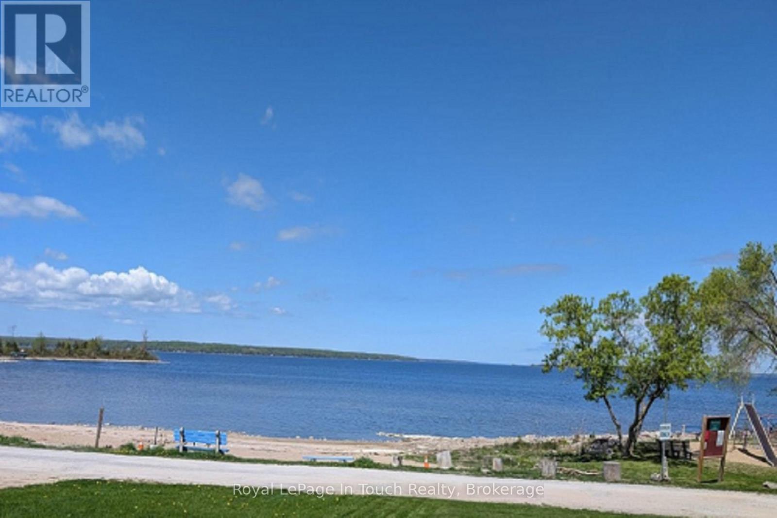 31 Earldom Boulevard, Tay, Ontario  L0K 1R0 - Photo 26 - S12938124