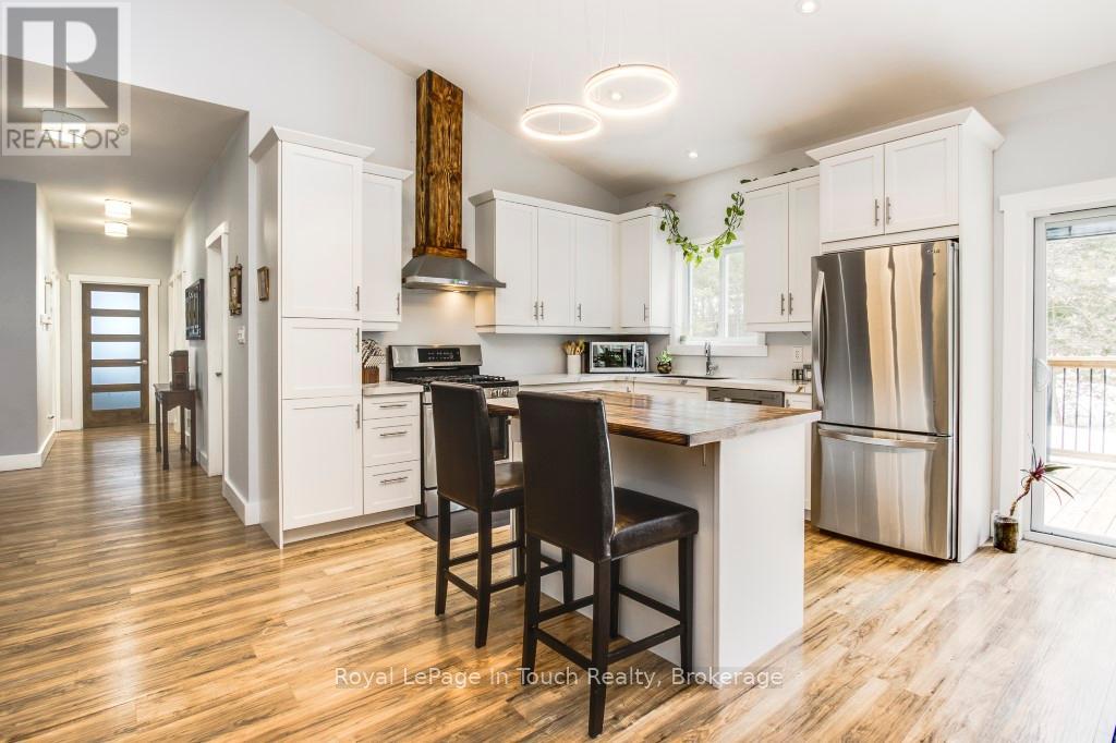 31 Earldom Boulevard, Tay, Ontario  L0K 1R0 - Photo 15 - S12938124