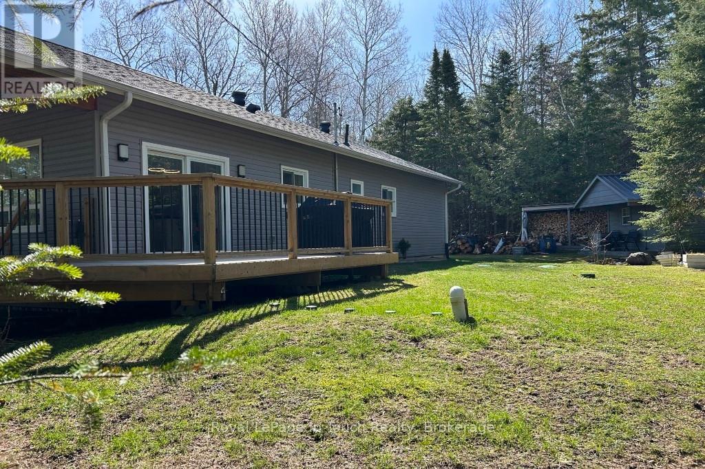 31 Earldom Boulevard, Tay, Ontario  L0K 1R0 - Photo 3 - S12938124