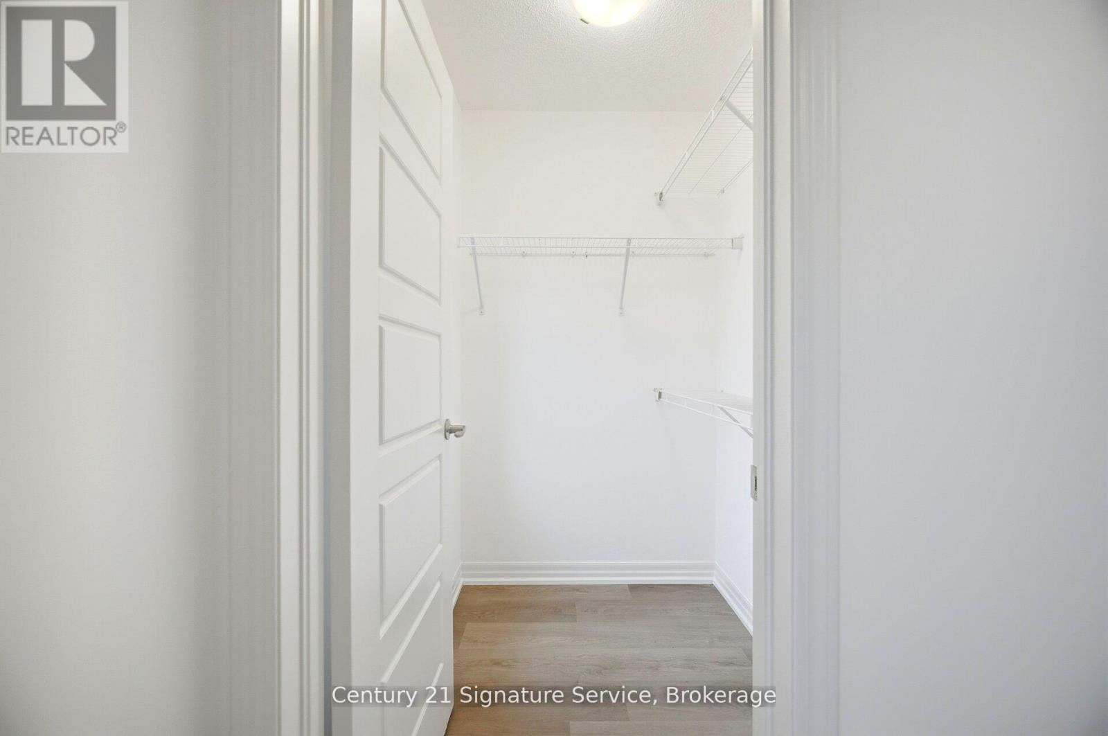 142 Christopher Road, Oakville, Ontario  L6H 0Y2 - Photo 33 - W12826826