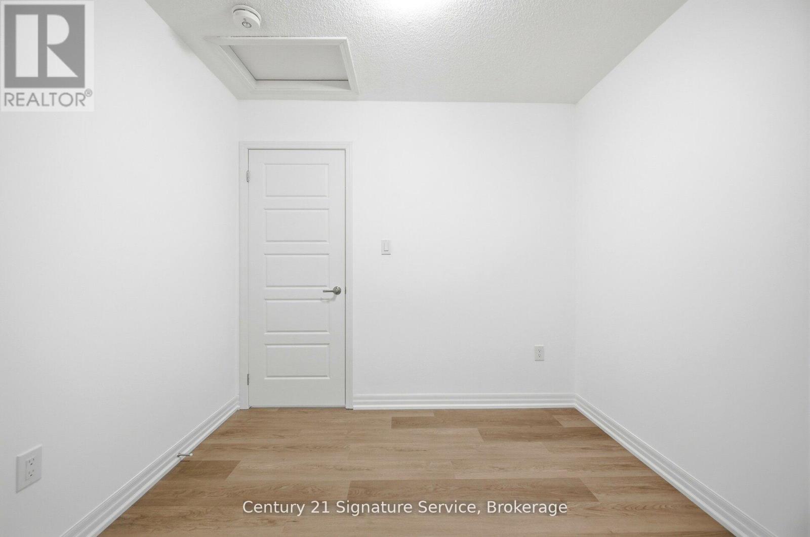 142 Christopher Road, Oakville, Ontario  L6H 0Y2 - Photo 37 - W12826826