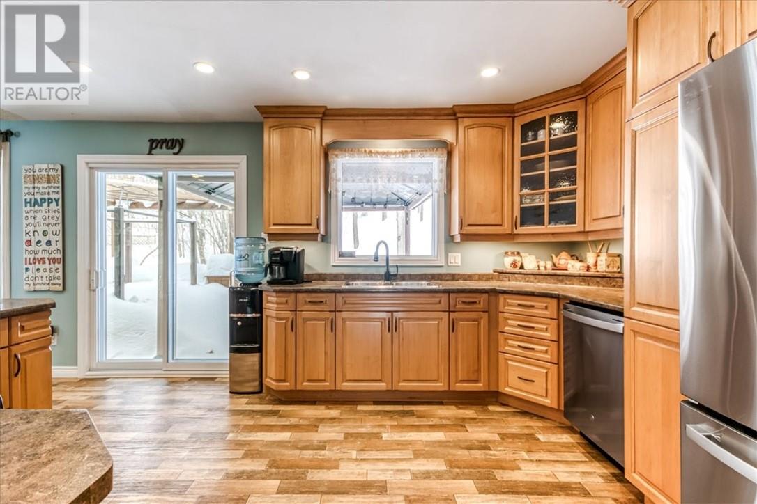 51 Kathryn Crescent, North Bay, Ontario  P1B 8P5 - Photo 5 - 2126449