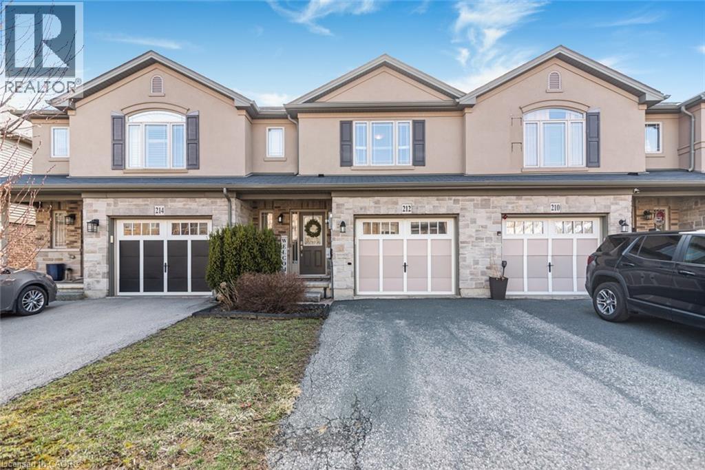 212 WESTBANK Trail, Stoney Creek, Ontario