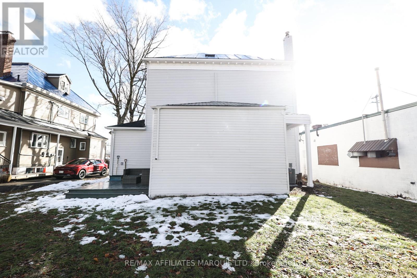 11 Elgin Street E, North Glengarry, Ontario  K0C 1A0 - Photo 5 - X13045616