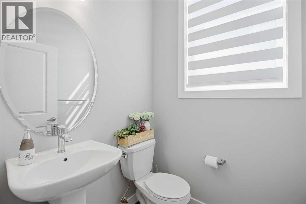 1405 Sage Hill Grove Nw, Calgary, Alberta  T3R 2A1 - Photo 11 - A2304486