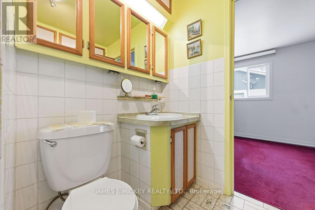 94 Glendale Avenue, Deep River, Ontario  K0J 1P0 - Photo 28 - X12652092