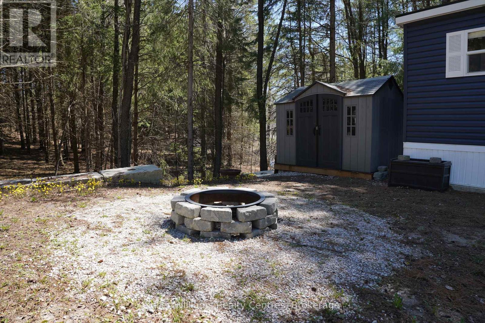 W16 - 13 Southline Avenue, Huron-Kinloss, Ontario  N2Z 2X5 - Photo 3 - X13045628