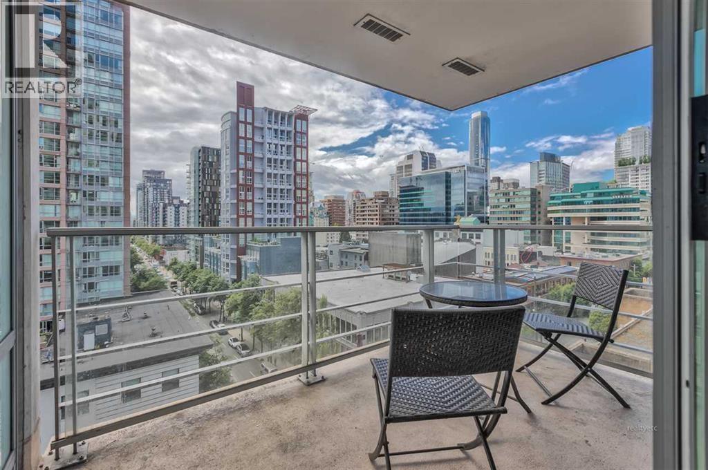 100x 565 Smithe Street, Vancouver, British Columbia  V6B 0E4 - Photo 16 - R3115843