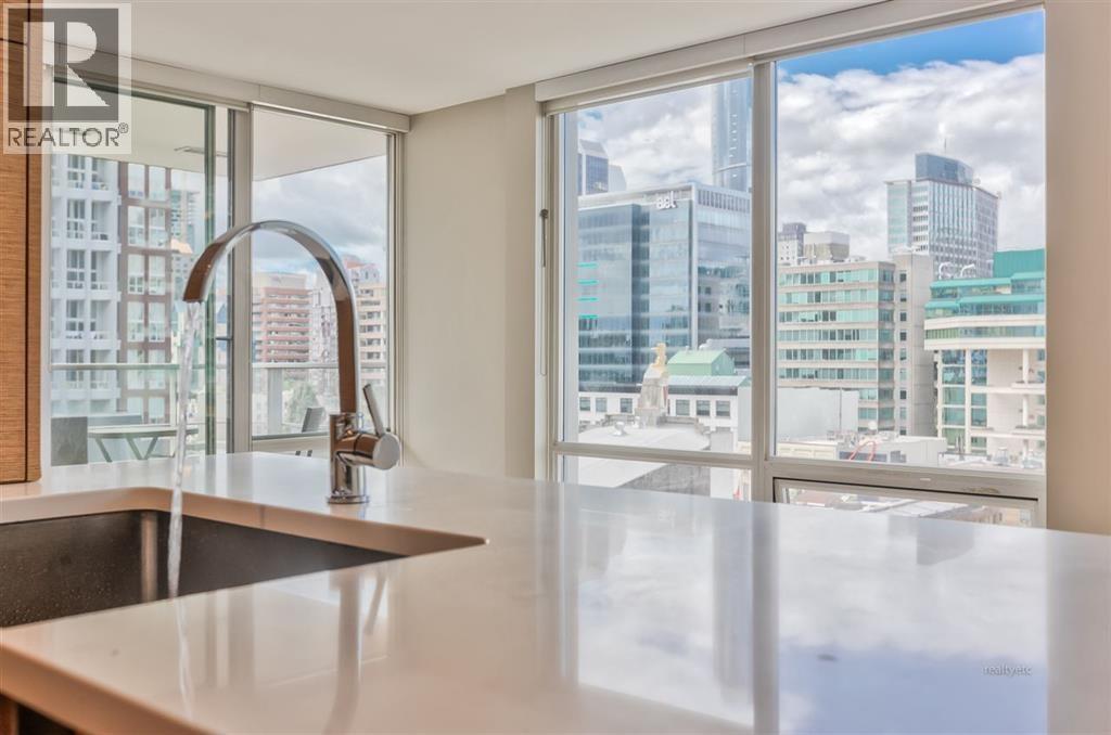 100x 565 Smithe Street, Vancouver, British Columbia  V6B 0E4 - Photo 4 - R3115843