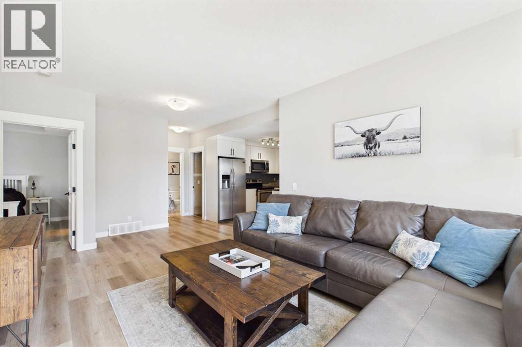 1, 67 West Coach Manor SW, Calgary, Alberta  T3H 1R7 - Photo 8 - A2302694