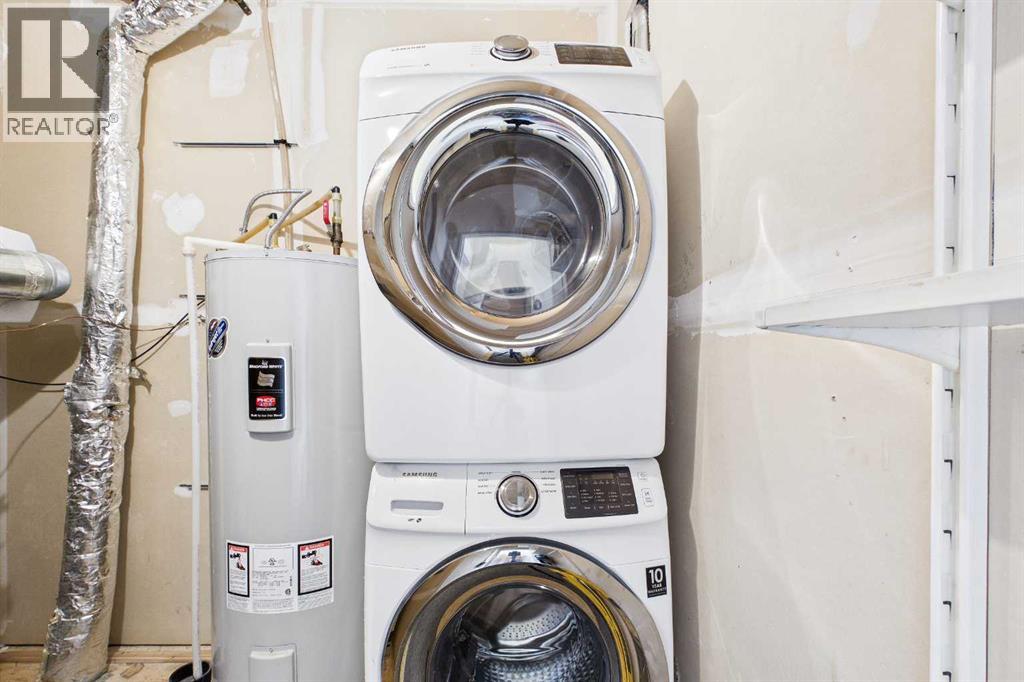 1, 67 West Coach Manor SW, Calgary, Alberta  T3H 1R7 - Photo 21 - A2302694