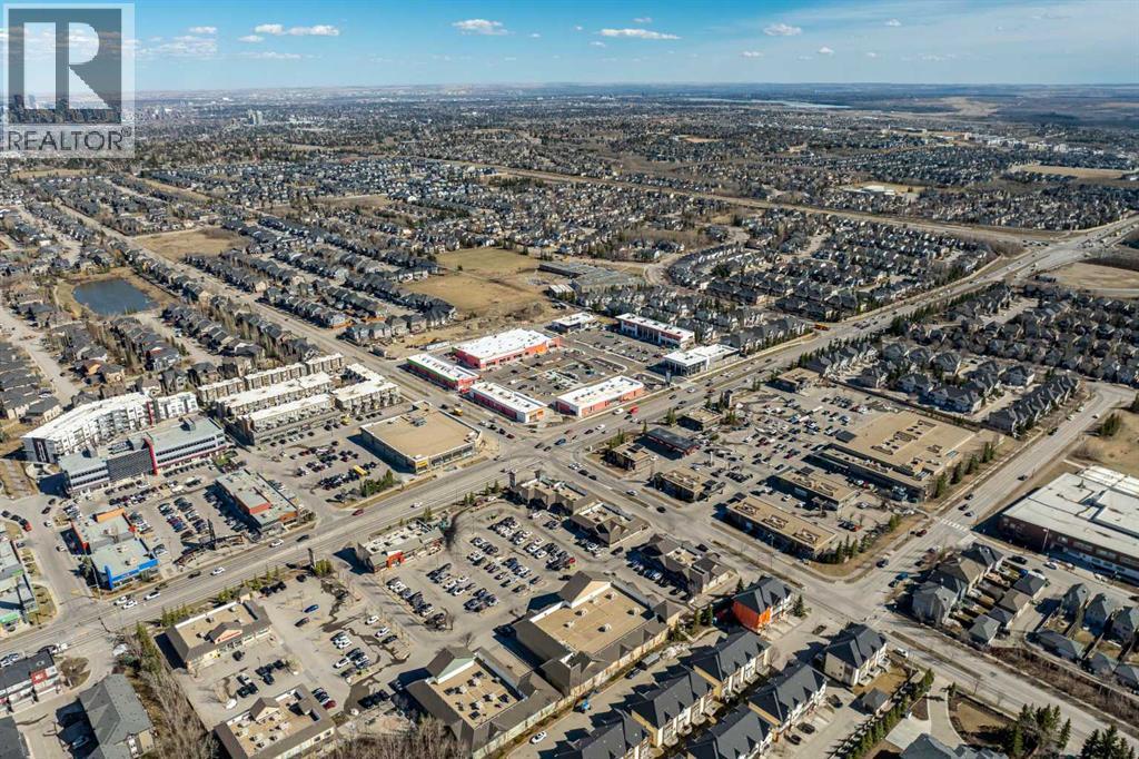 1, 67 West Coach Manor SW, Calgary, Alberta  T3H 1R7 - Photo 27 - A2302694