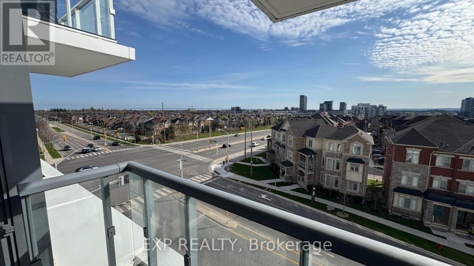 630 - 1005 Dundas St E, Oakville, Ontario  L6H 8C7 - Photo 1 - W13045624