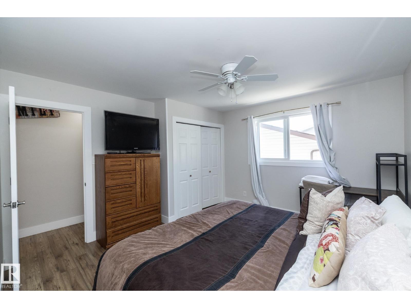 3511 33 Av Nw, Edmonton, Alberta  T6L 4N6 - Photo 15 - E4484302