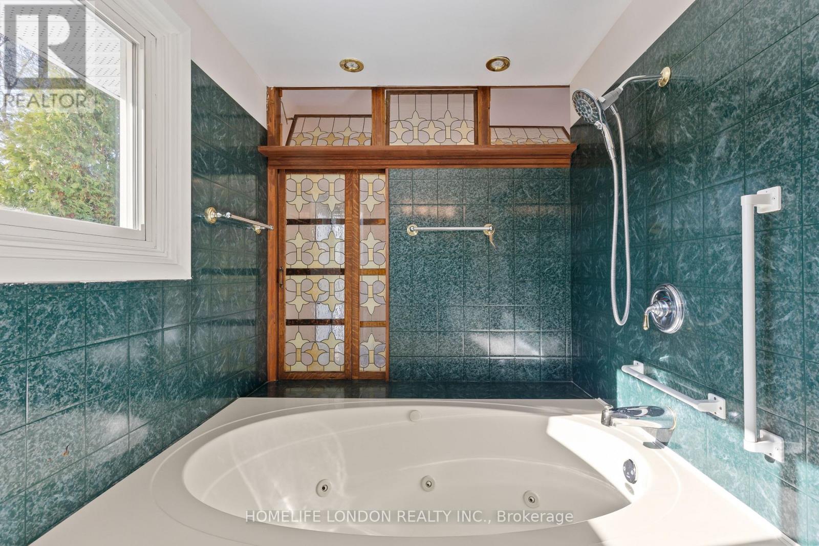 163 Centre Street, London South, Ontario  N6J 1T7 - Photo 31 - X12787616