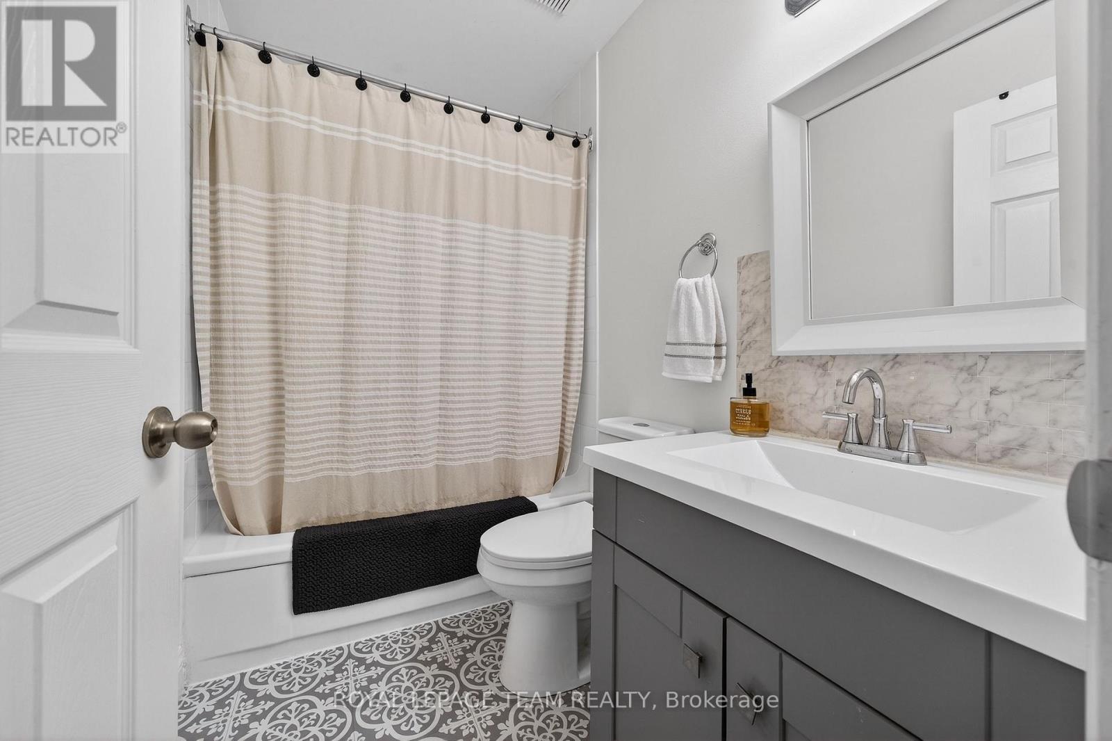 141 Acklam Terrace, Ottawa, Ontario  K2K 2J4 - Photo 26 - X12933862