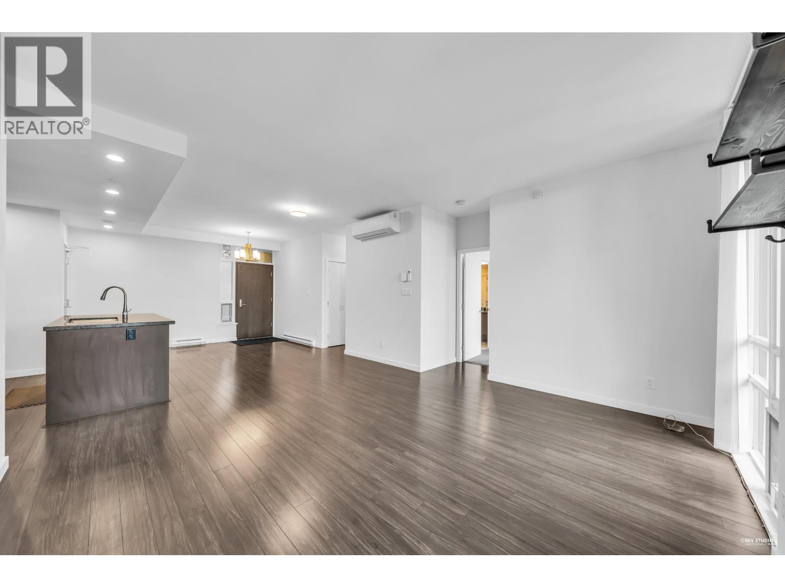 304 2200 Douglas Road, Burnaby, British Columbia  V5C 0G8 - Photo 12 - R3114432