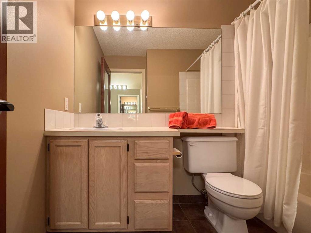 604, 1997 Sirocco Drive SW, Calgary, Alberta  T3H 3E6 - Photo 18 - A2304547