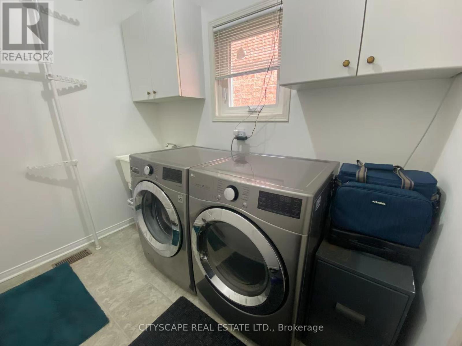 5357 Floral Hill Crescent, Mississauga, Ontario  L5V 1V2 - Photo 13 - W13045546