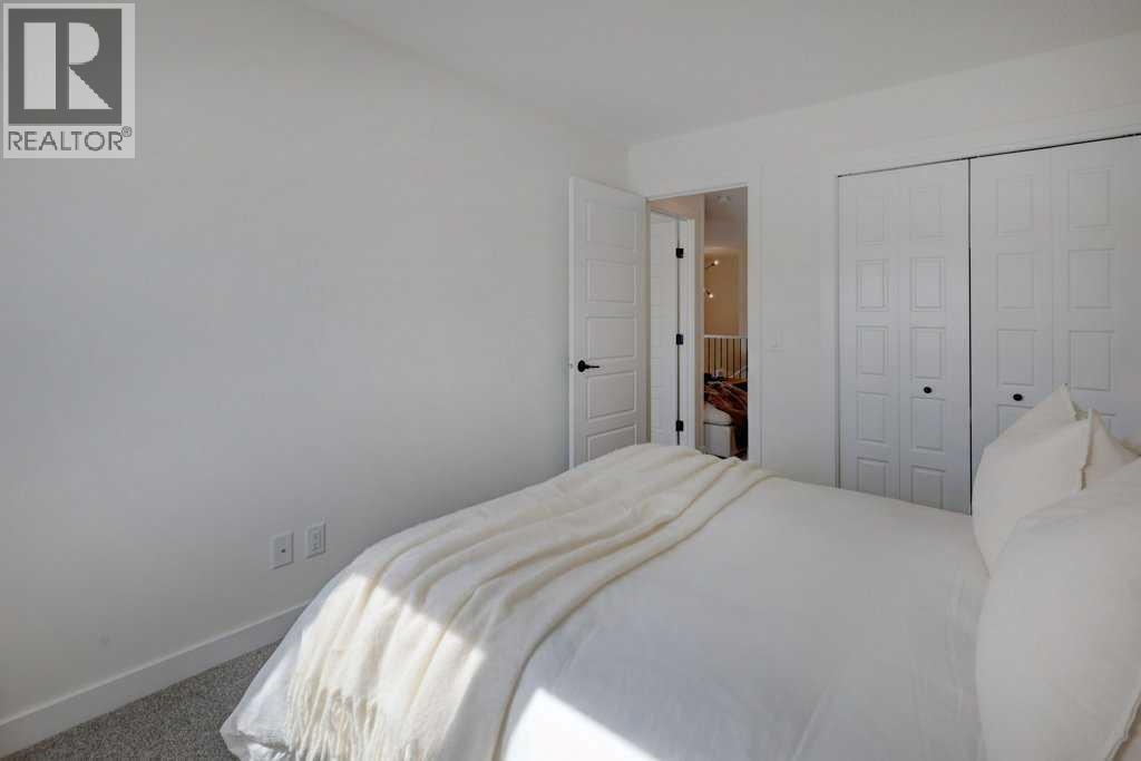 1005 Chinook Gate Heath Sw, Airdrie, Alberta  T4B 5C9 - Photo 23 - A2303357