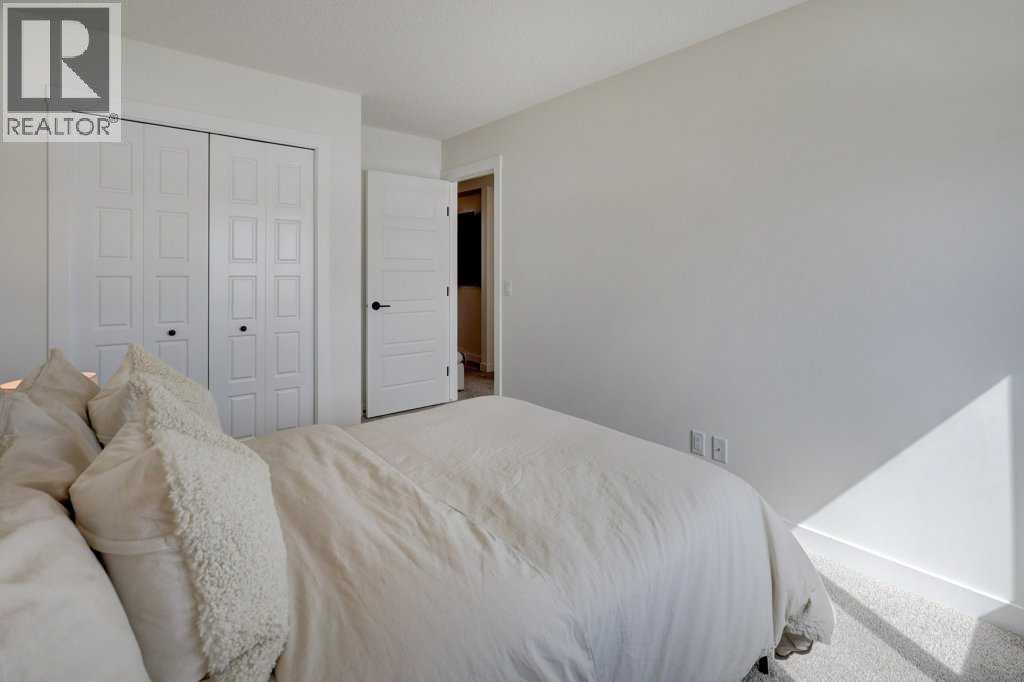 1005 Chinook Gate Heath Sw, Airdrie, Alberta  T4B 5C9 - Photo 25 - A2303357