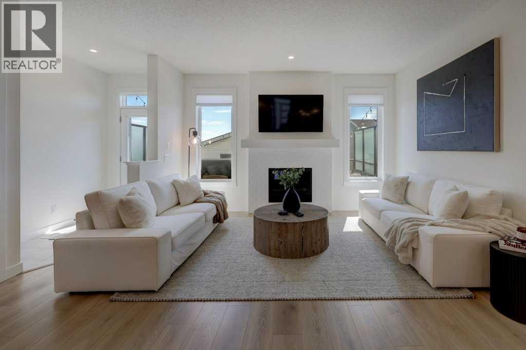 1005 Chinook Gate Heath Sw, Airdrie, Alberta  T4B 5C9 - Photo 10 - A2303357