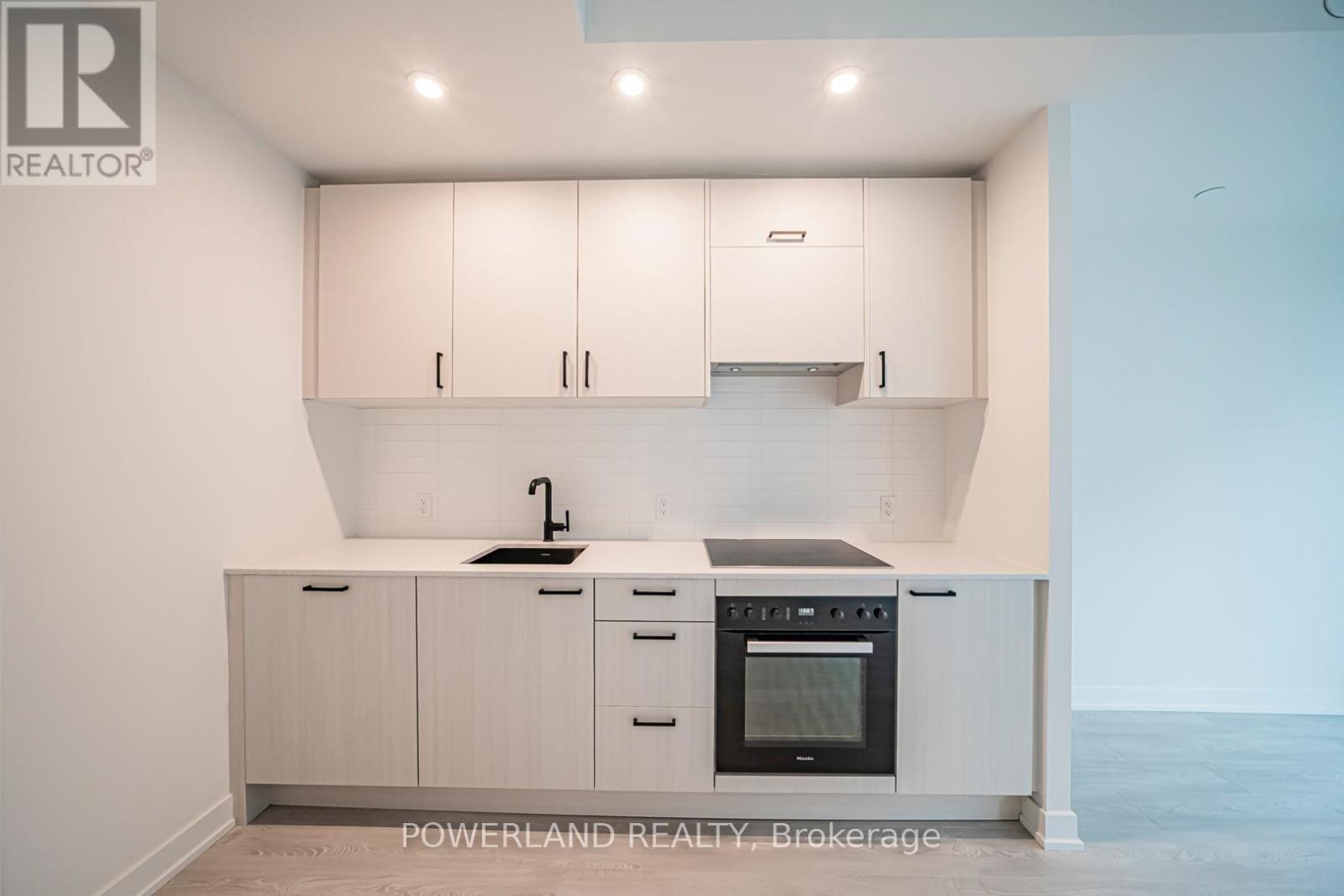 3005 - 1 Quarrington Lane, Toronto, Ontario  M3C 0S4 - Photo 16 - C13045674