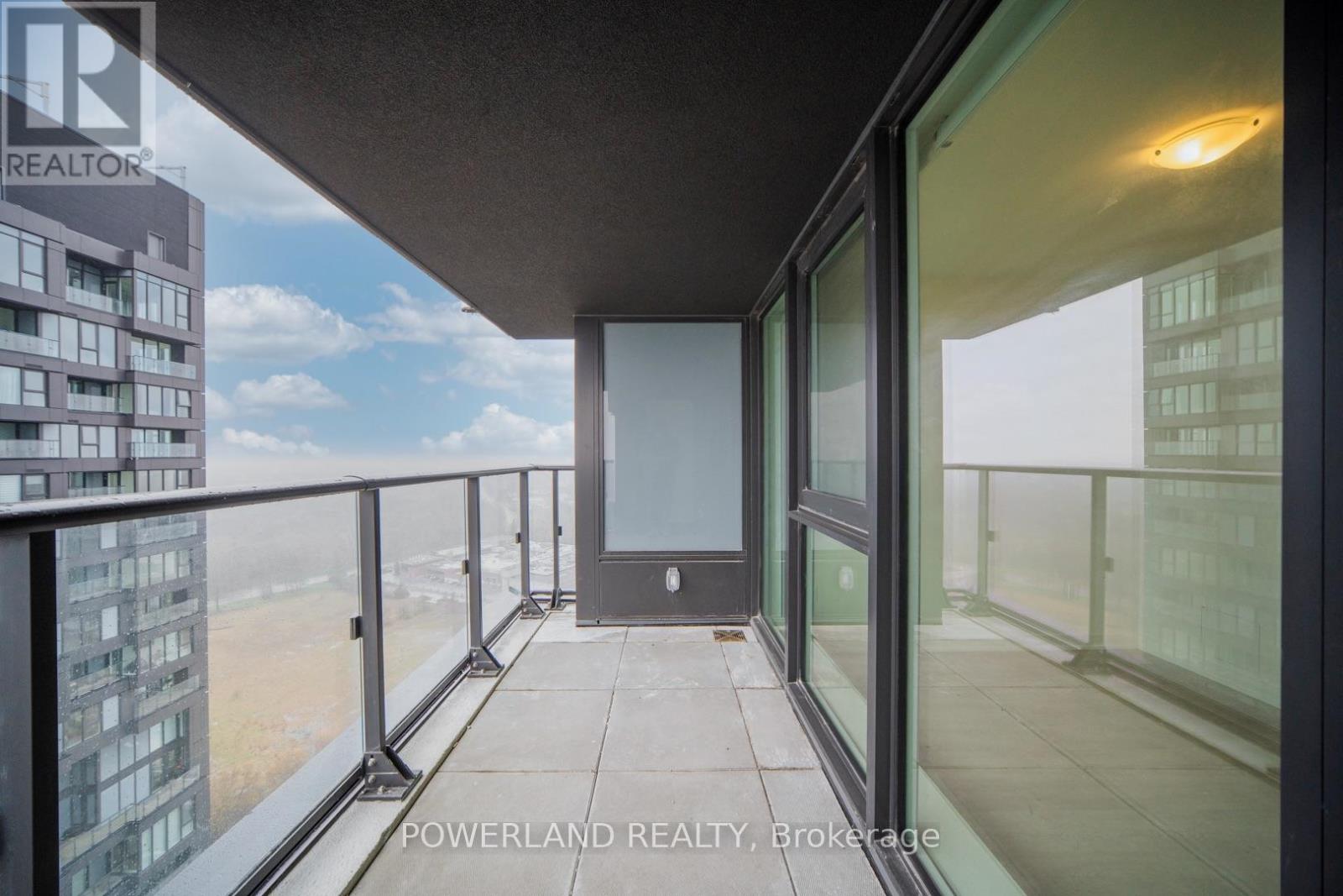 3005 - 1 Quarrington Lane, Toronto, Ontario  M3C 0S4 - Photo 3 - C13045674