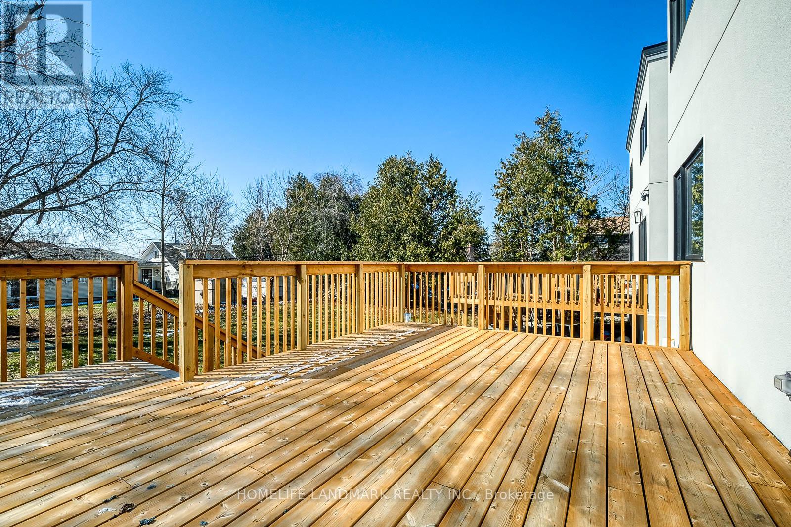 267 Shorecrest Road, Georgina, Ontario  L4P 1J3 - Photo 38 - N13045660