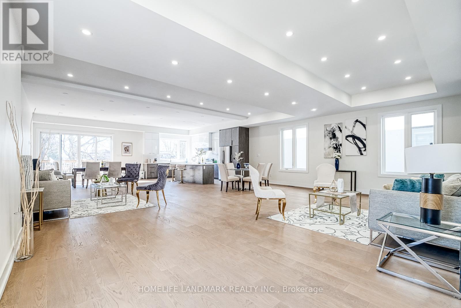 267 Shorecrest Road, Georgina, Ontario  L4P 1J3 - Photo 5 - N13045660