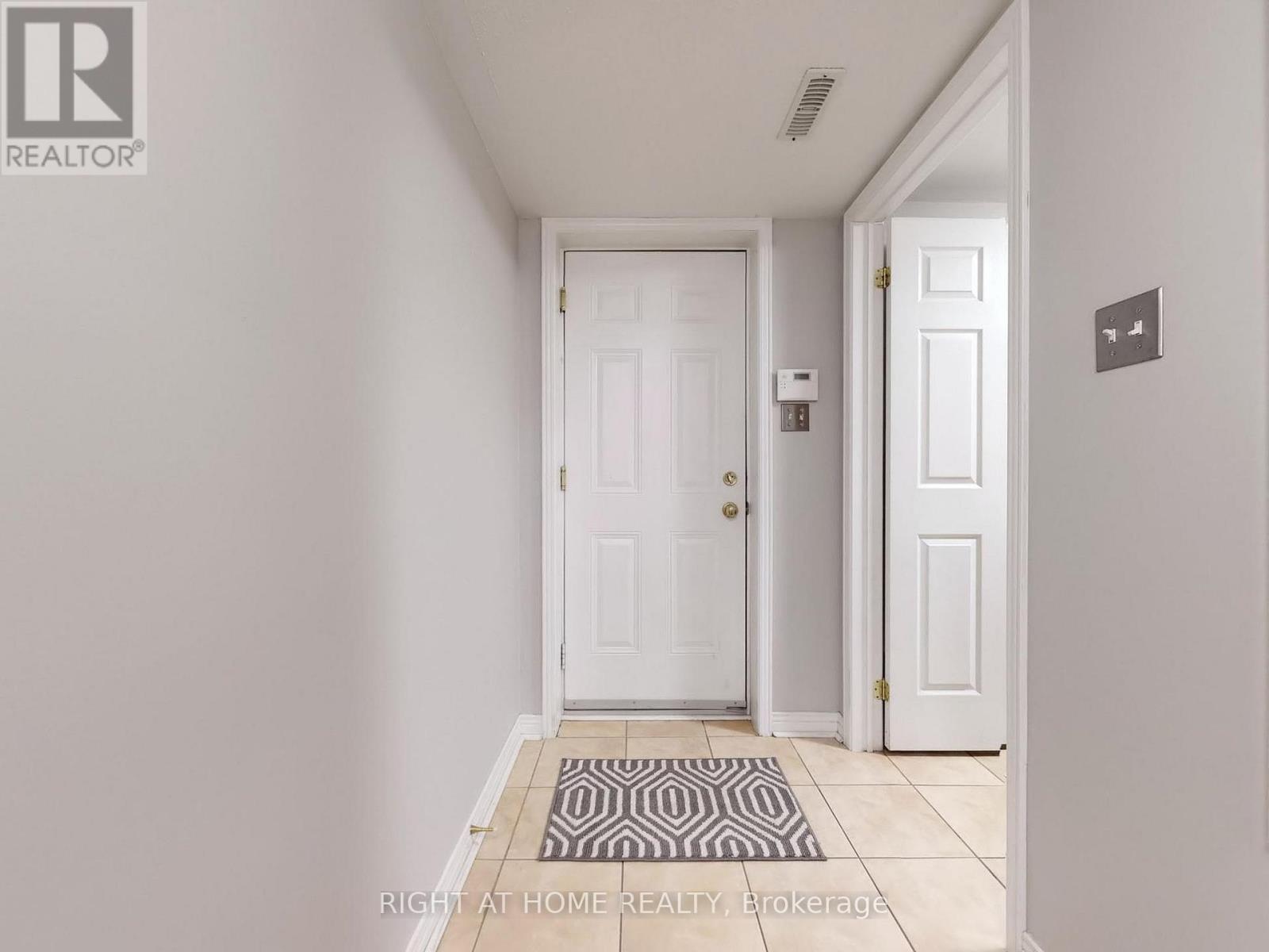 49 Wilkes Crescent, Toronto, Ontario  M1L 0B4 - Photo 33 - E12935430