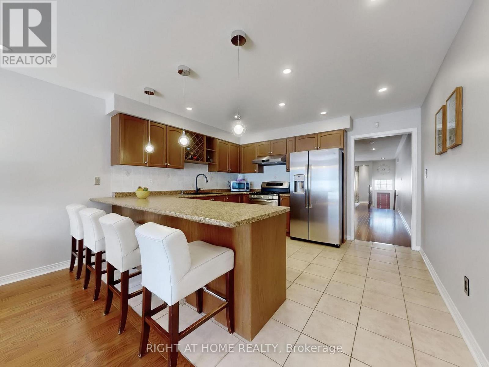 49 Wilkes Crescent, Toronto, Ontario  M1L 0B4 - Photo 6 - E12935430