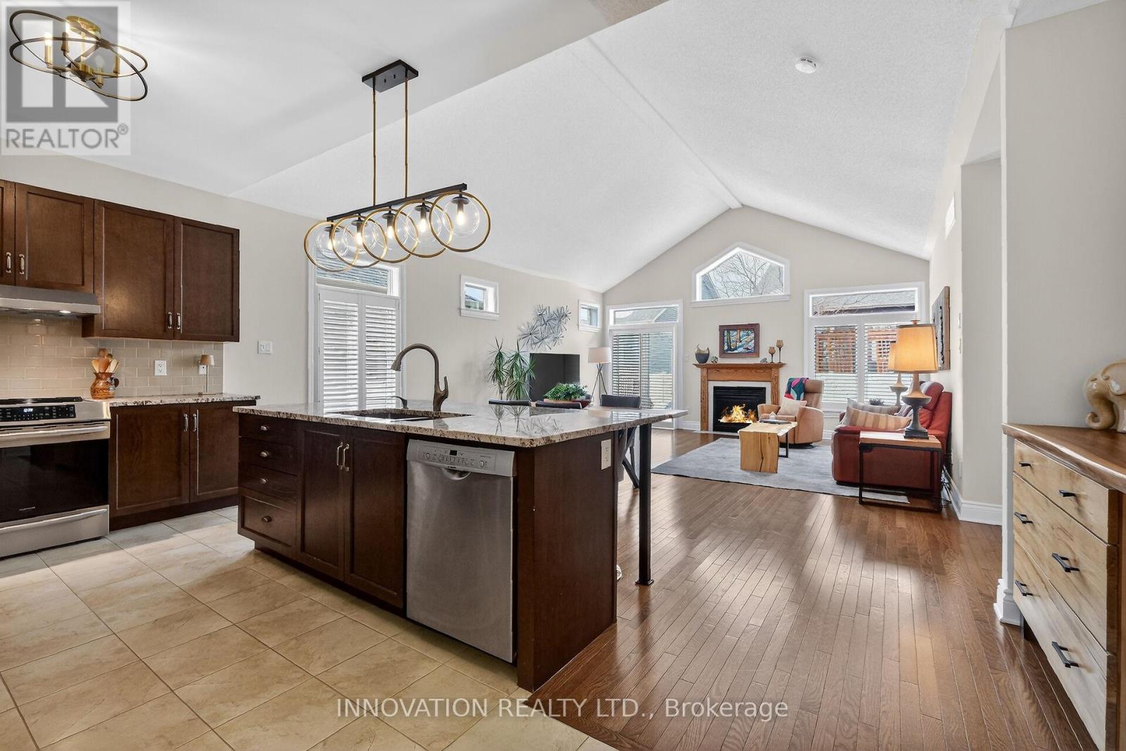 127 Elfin Grove, Ottawa, Ontario  K2V 0B9 - Photo 8 - X12869754