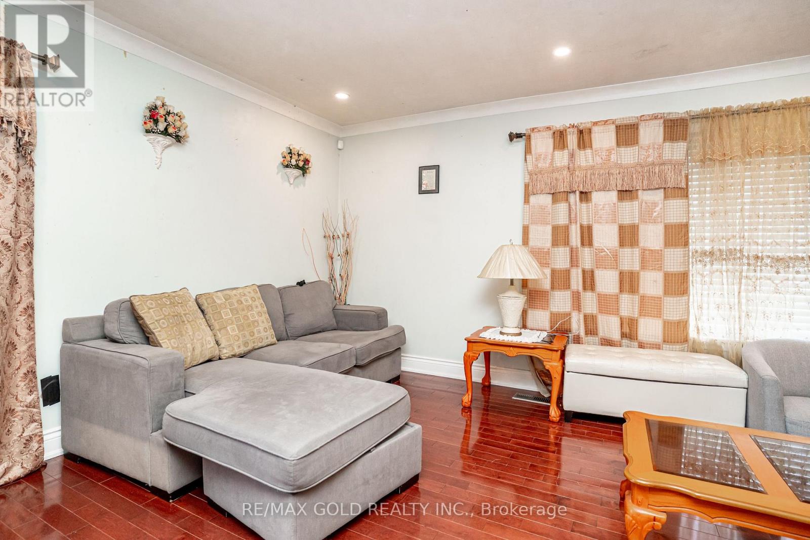 37 Carlyle Crescent, Brampton, Ontario  L6W 2Y9 - Photo 10 - W13045666