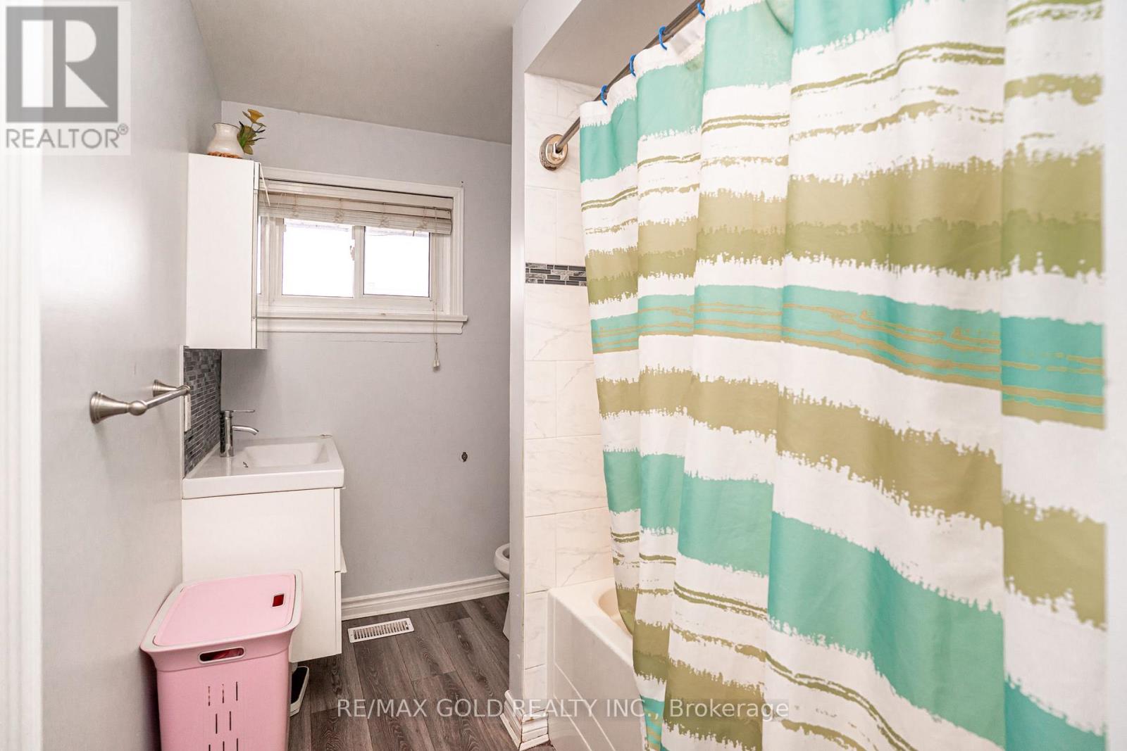 37 Carlyle Crescent, Brampton, Ontario  L6W 2Y9 - Photo 20 - W13045666