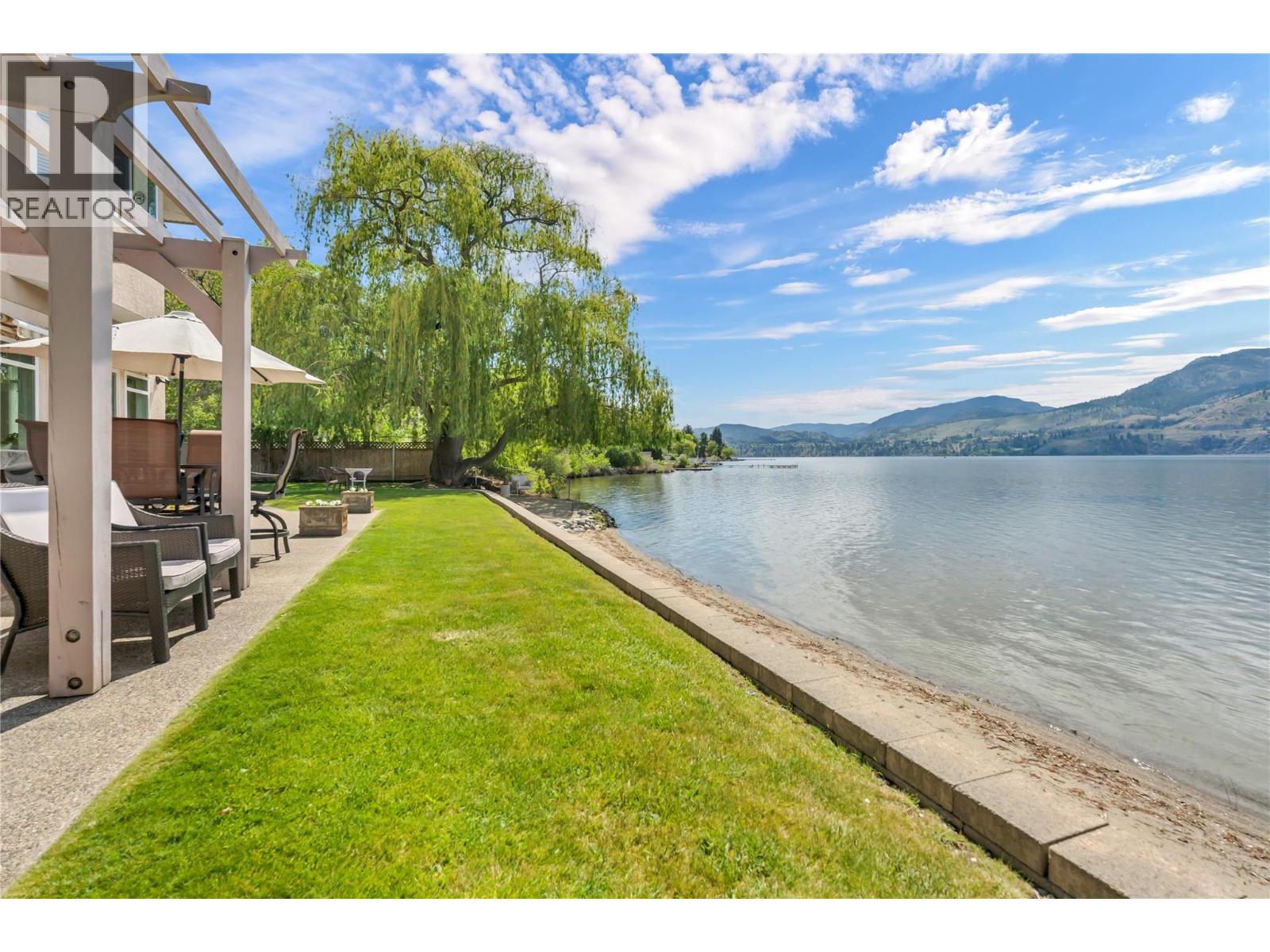 4597 Lakeside Road, Penticton, British Columbia  V2A 8W4 - Photo 4 - 10384842