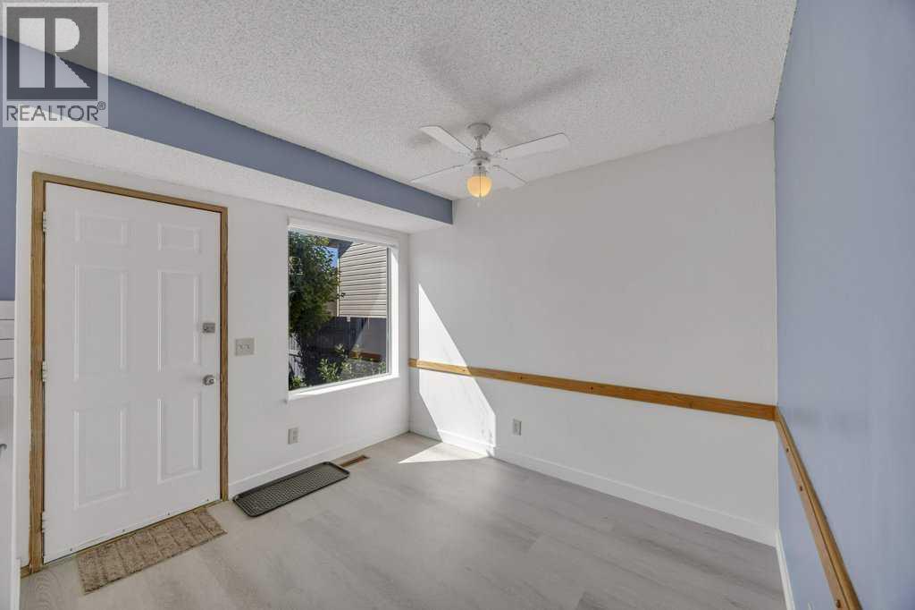67 Martinwood Road NE, Calgary, Alberta  T3J 3G7 - Photo 17 - A2297198