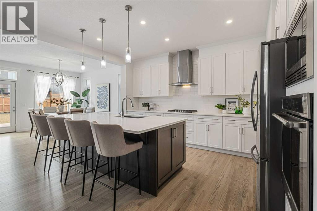 326 Crestmont Drive Sw, Calgary, Alberta  T3B 6G8 - Photo 8 - A2304352