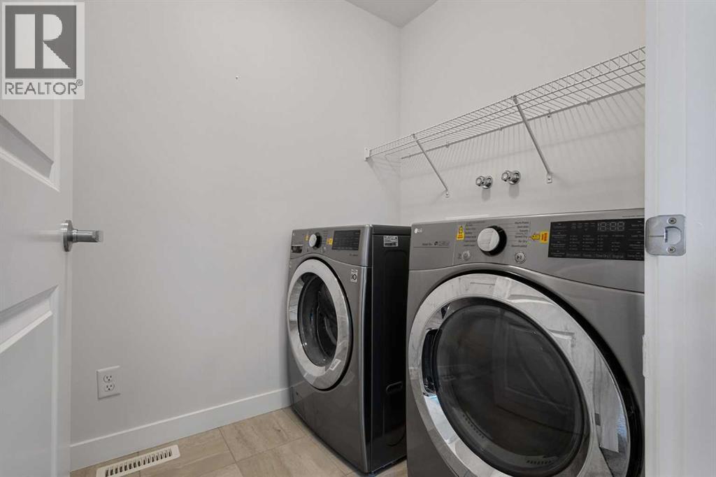 326 Crestmont Drive Sw, Calgary, Alberta  T3B 6G8 - Photo 38 - A2304352