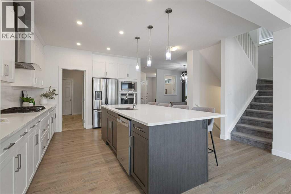 326 Crestmont Drive Sw, Calgary, Alberta  T3B 6G8 - Photo 11 - A2304352