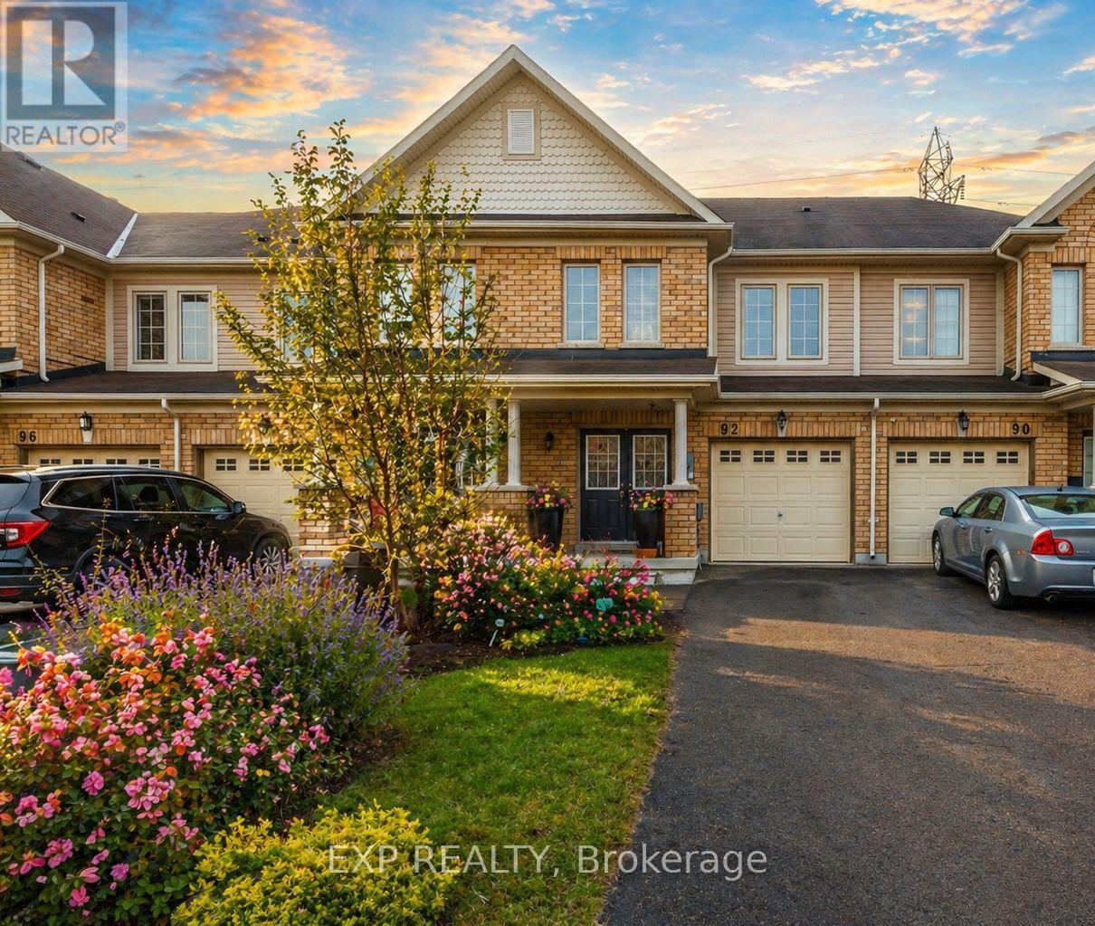 92 Keith Crescent, Niagara-On-The-Lake, Ontario  L0S 1J0 - Photo 2 - X13045652