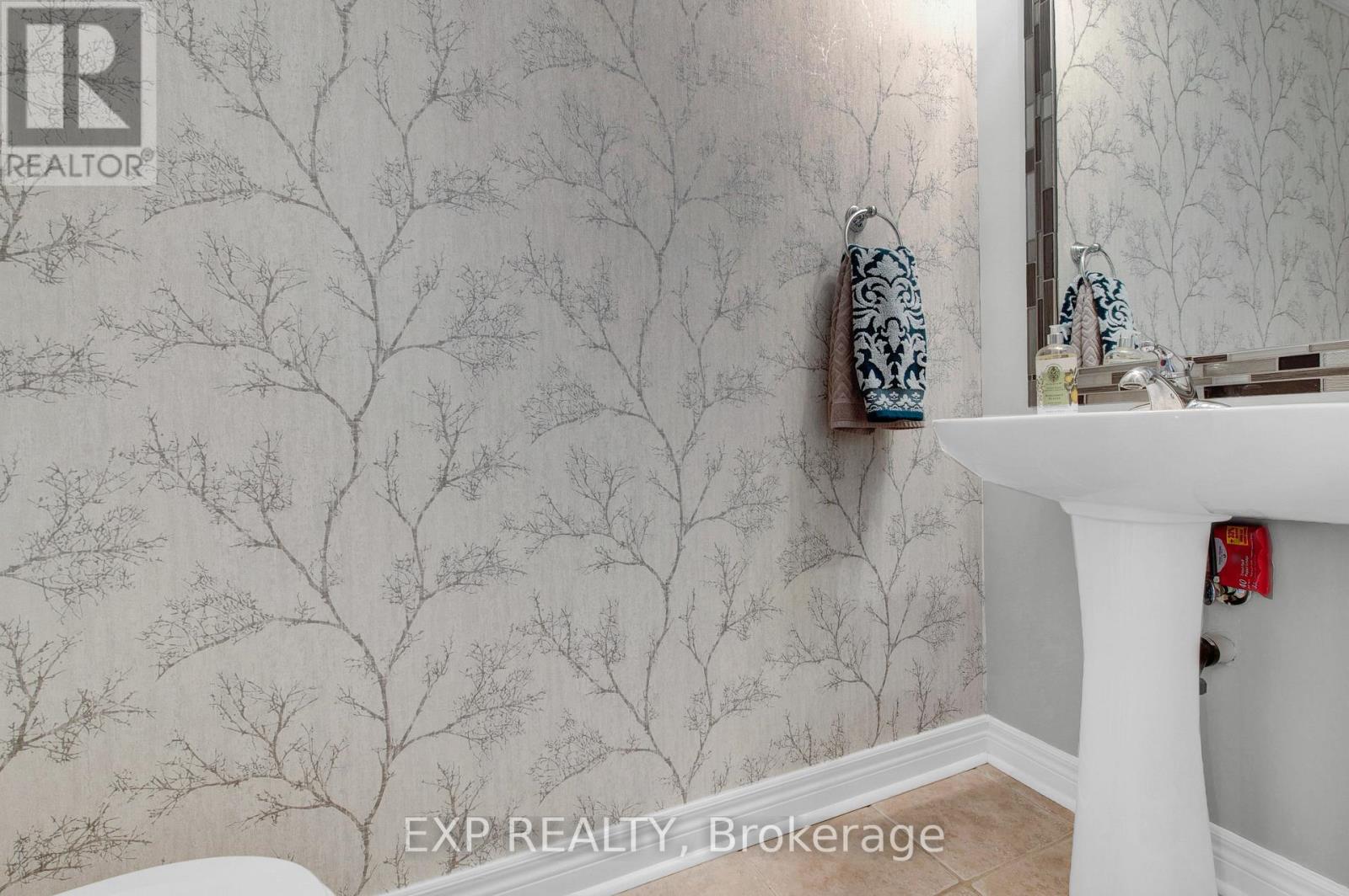 92 Keith Crescent, Niagara-On-The-Lake, Ontario  L0S 1J0 - Photo 5 - X13045652