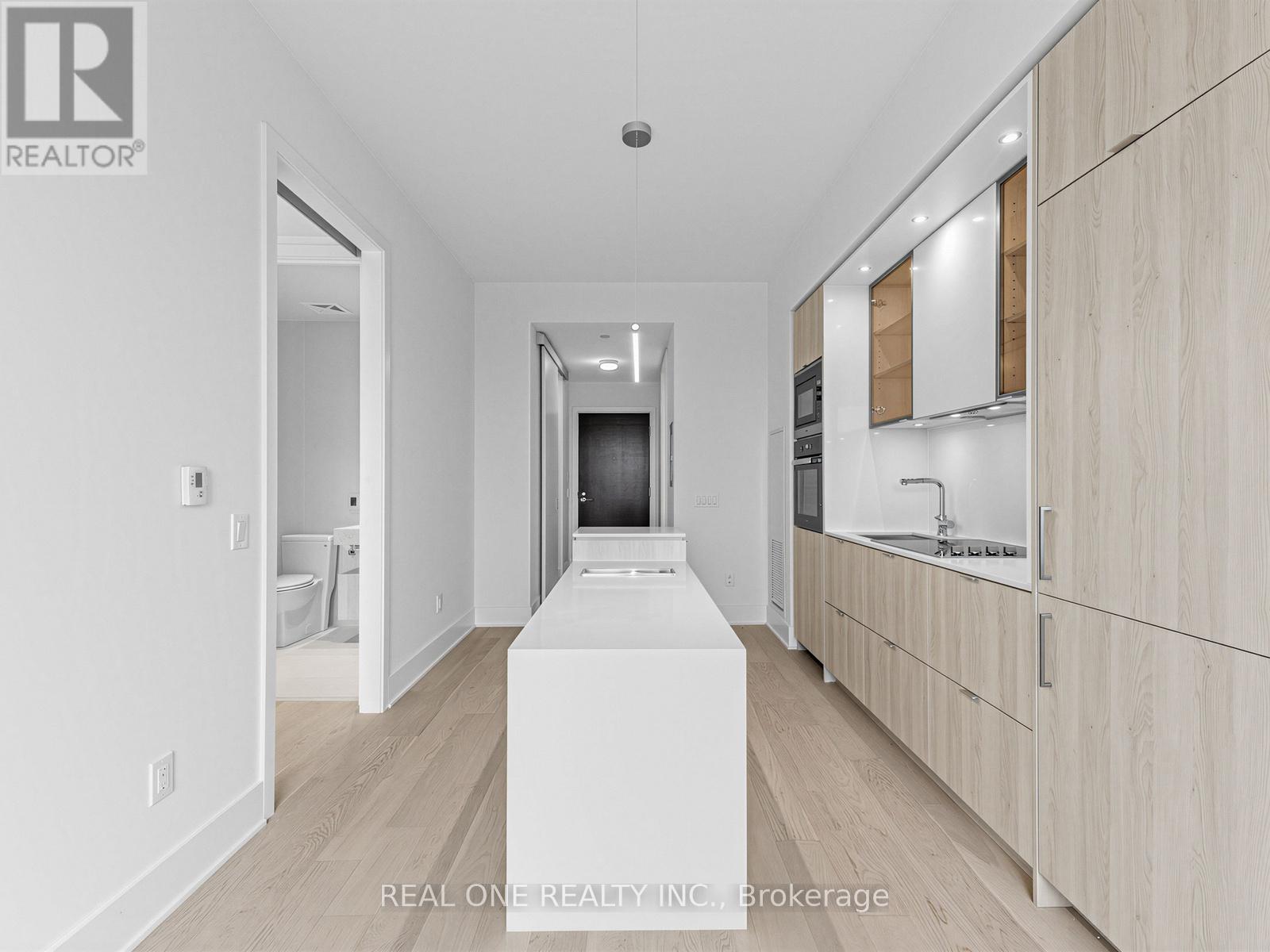 5703 - 11 Yorkville Avenue, Toronto, Ontario  M4W 0B7 - Photo 14 - C13044172