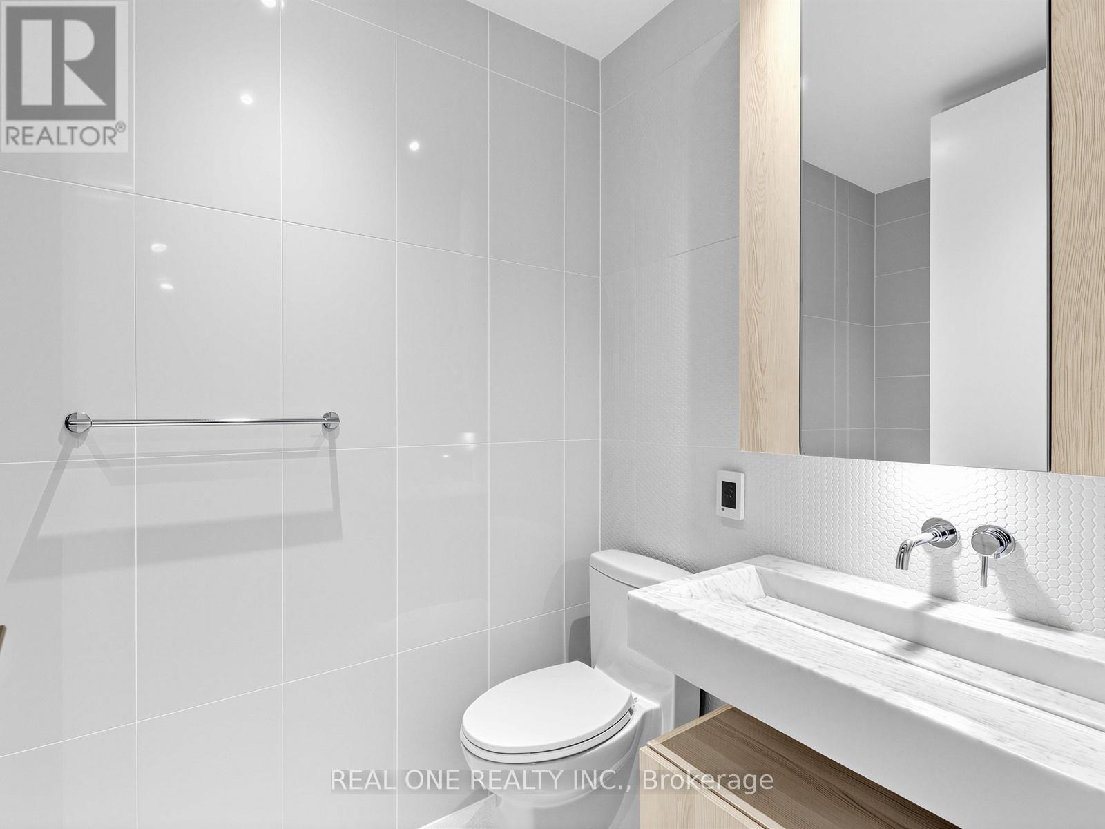 5703 - 11 Yorkville Avenue, Toronto, Ontario  M4W 0B7 - Photo 6 - C13044172