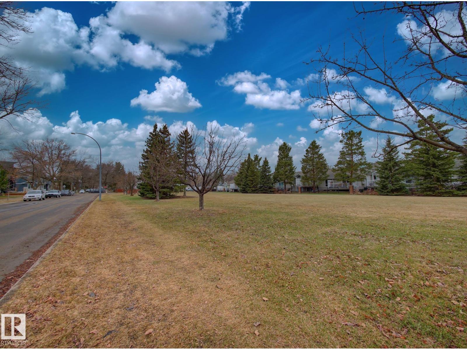 9533 77 Av Nw, Edmonton, Alberta  T6C 0M3 - Photo 3 - E4484301