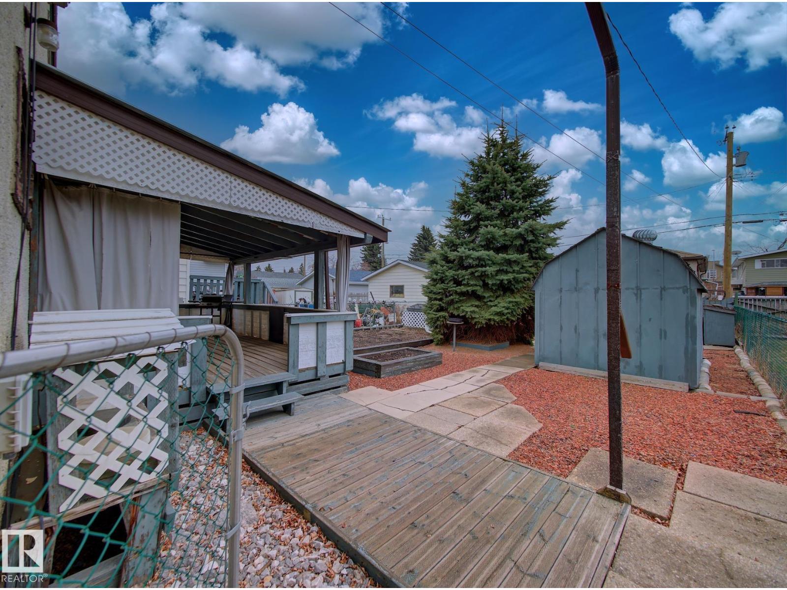 9533 77 Av Nw, Edmonton, Alberta  T6C 0M3 - Photo 44 - E4484301